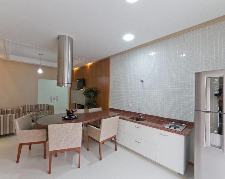קוריטיבה Alto Padrao! Shop. Estacao. Piscina, Sauna, Academia. Novo! מראה חיצוני תמונה